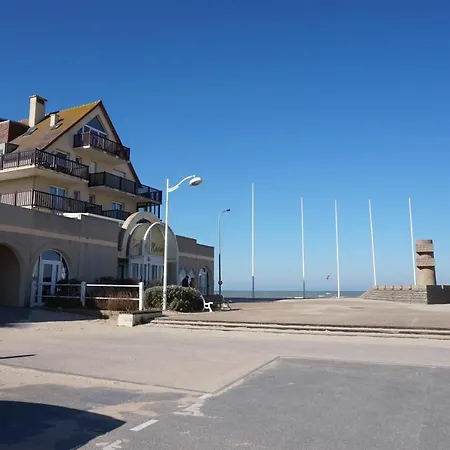 Face Ecole De Voile La A 50 Metres Apartment Bernieres-sur-Mer